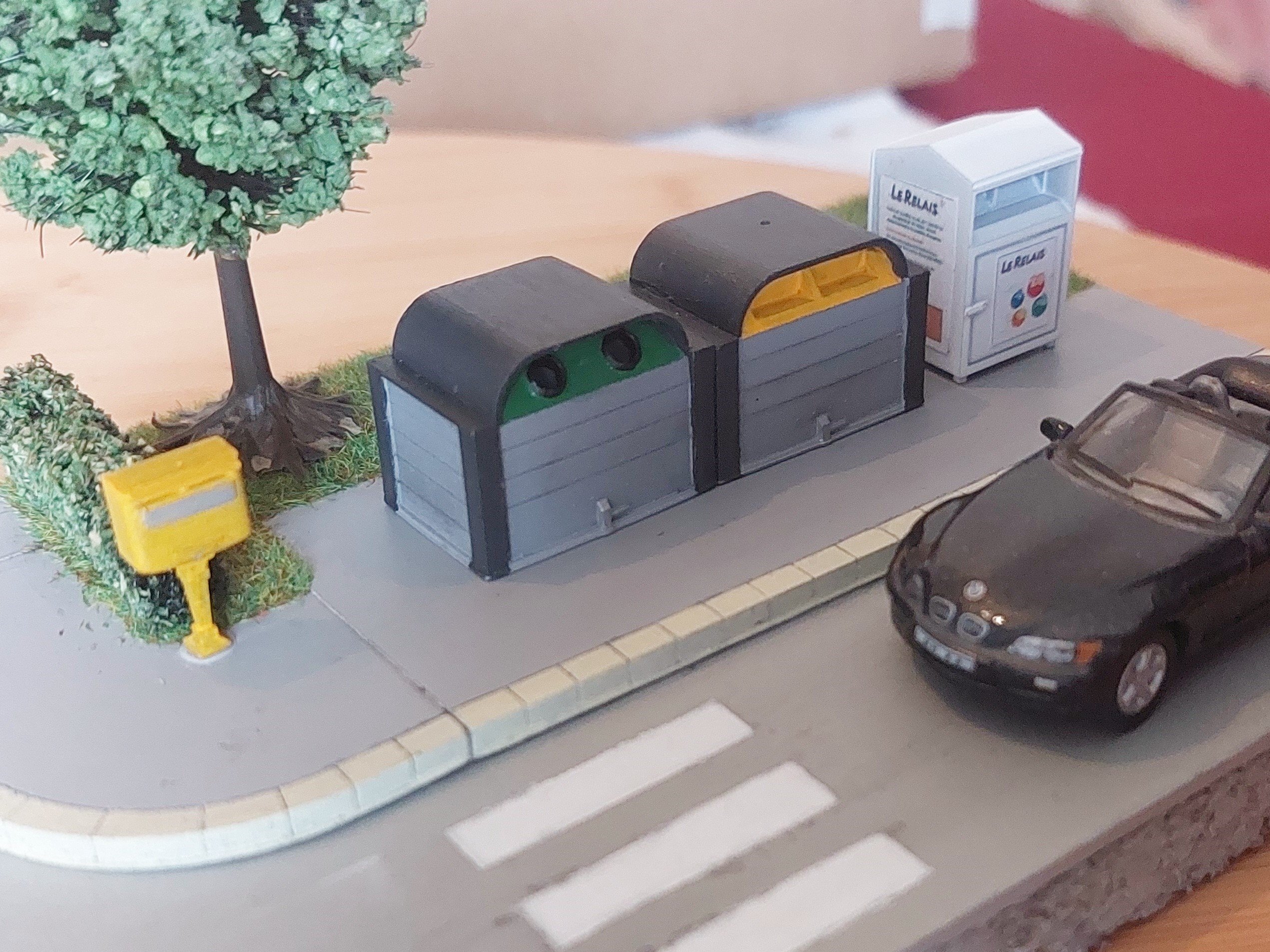 Lot De 10 Poubelles Miniatures - Échelle N (1/150) - Accessoire Décor Maquette Train - Neuf